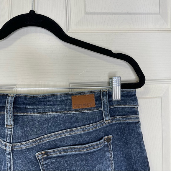 Judy Blue Women’s Straight Fit Blue Wash Denim Jeans Size 15/32 - Picture 7 of 8